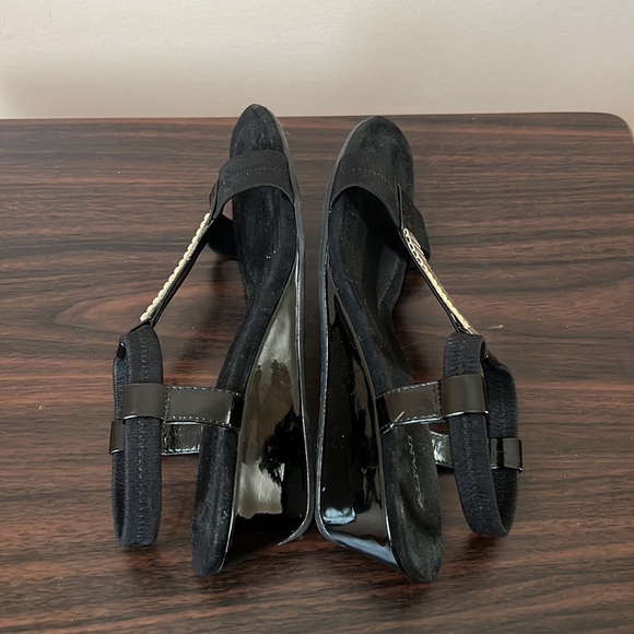 Alfani Minimalist Style Sandals Size 9 - Picture 5 of 11